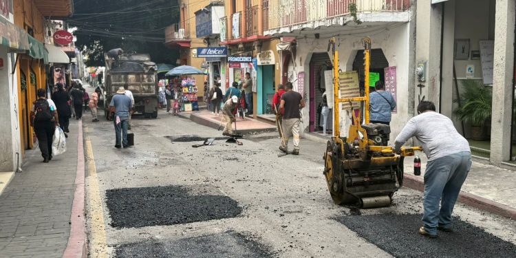 Cuernavaca incrementa acciones de bacheo para mejorar vialidades dañadas