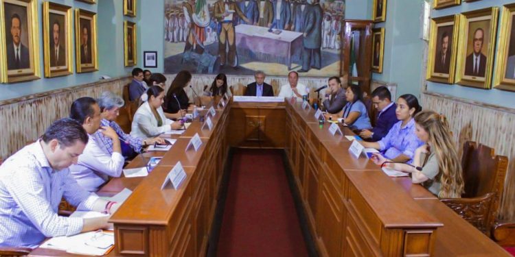 Alcalde de Cuernavaca impulsa reglamento de tránsito metropolitano