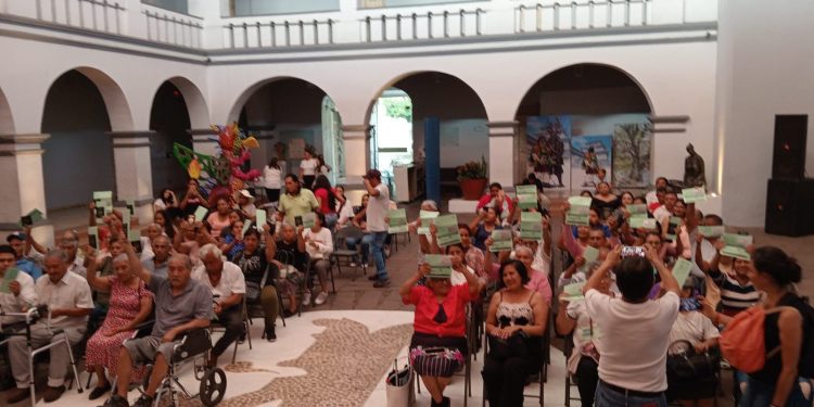 Cuernavaca entrega 50 visas