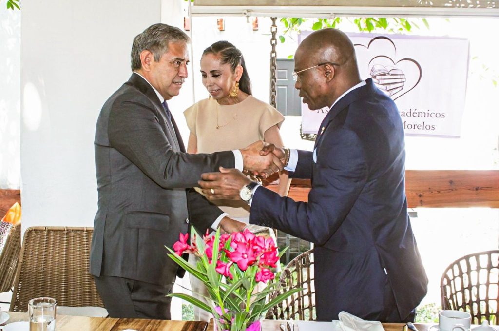 Cuernavaca y Costa de Marfil