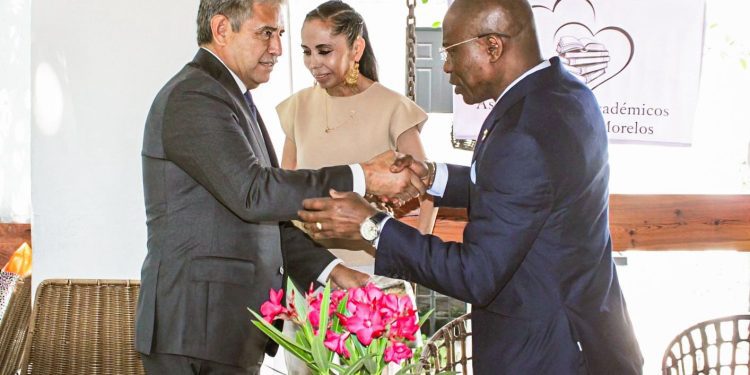 Cuernavaca y Costa de Marfil