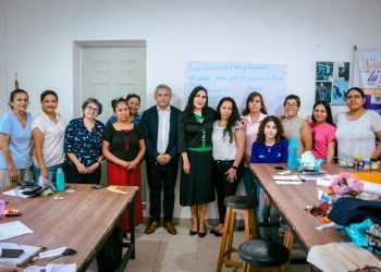 Taller de costura impulsa ingresos para mujeres en Cuernavaca