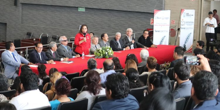 Concurso de Poesía impulsa el talento juvenil en Morelos
