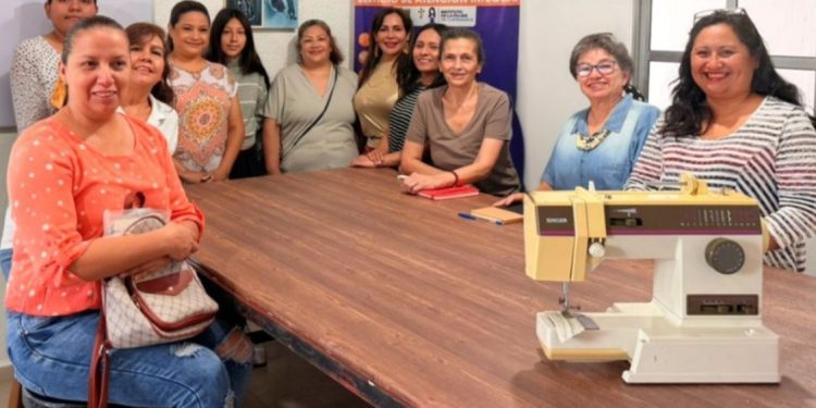 Taller de Costura impulsa autonomía económica en Cuernavaca