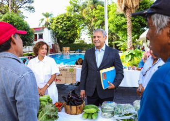 Bazar Esencia impulsa el consumo local en Cuernavaca