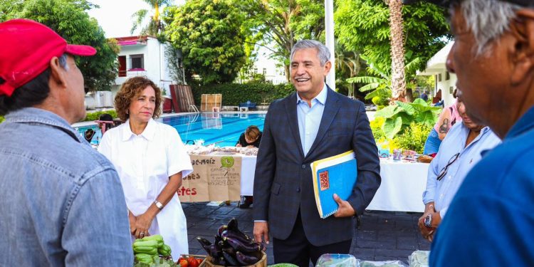 Bazar Esencia impulsa el consumo local en Cuernavaca