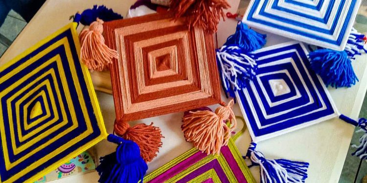 Taller de Tejido Huichol impulsa cultura y autoempleo