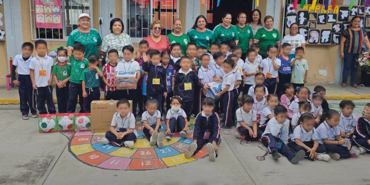 DiputadaEnTuEscuela llega a 214 escuelas en Morelos