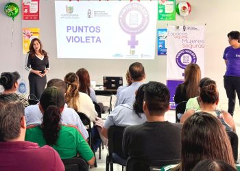 Puntos Violeta crecen con 28 sucursales de Farmacias del Ahorro