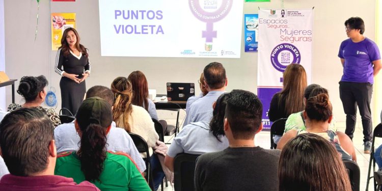 Puntos Violeta crecen con 28 sucursales de Farmacias del Ahorro