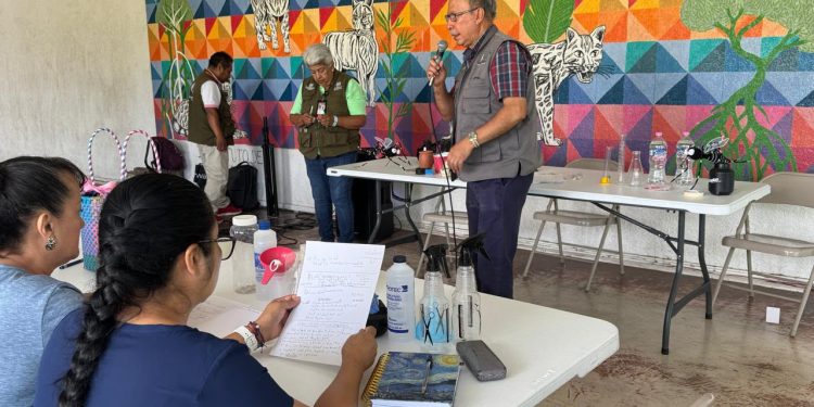 Cuernavaca fortalece prevención con taller de repelente natural