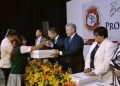 José Luis Urióstegui reconoce a estudiantes de Cuernavaca