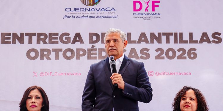 DIF Cuernavaca entrega 93 plantillas ortopédicas gratuitas