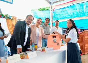 Melissa Montes de Oca supera mil estudiantes apadrinados