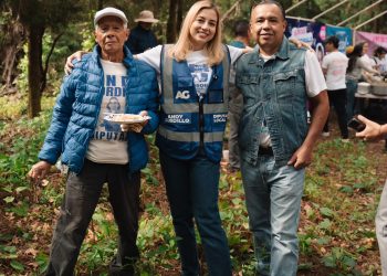 Andy Gordillo planta más de 800 árboles en Cuernavaca