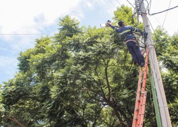 Cuernavaca mejora alumbrado en avenida Morelos
