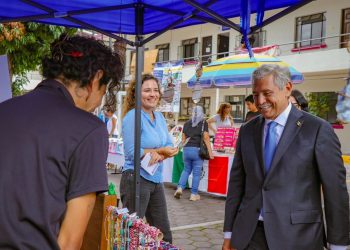 Emprendedores morelenses llegan a sede Papagayo