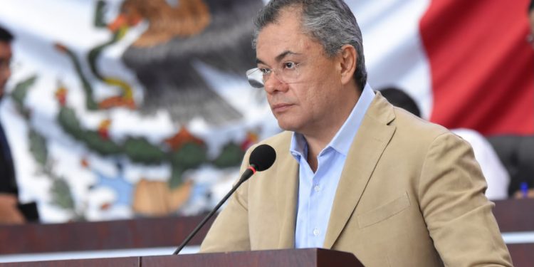 Rafael Reyes propone controles para sacrificio de animales