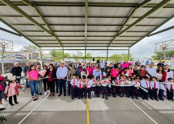 Inauguran techumbre en jardín de niños de Atlatlahucan